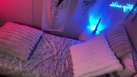 Snapshot of vera_quinn chatting on October 10, 2025, 8:35 am Vera Quinn online show from October 10, 2025, 8:35 am