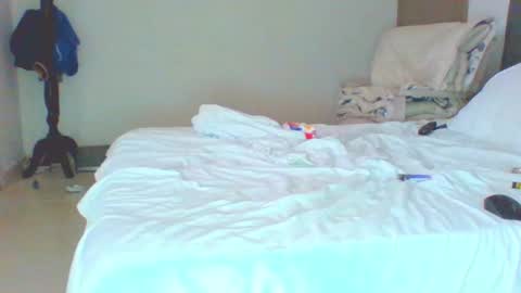 vergagolosa22 online show from February 18, 2025, 8:14 pm