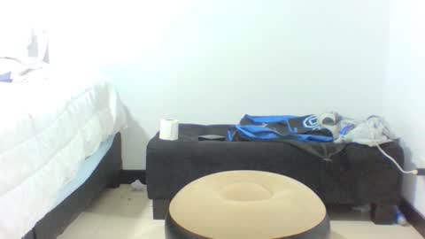 Snapshot of vergagolosa22 chatting on March 7, 2026, 5:04 am vergagolosa22 online show from March 7, 2026, 5:04 am