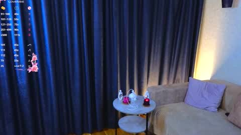 Olivia online show from September 29, 2025, 1:11 am