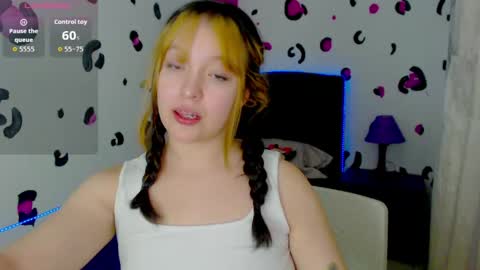 Snapshot of vero_doll12 chatting on May 19, 2026, 1:50 pm Verinica online show from May 19, 2026, 1:50 pm