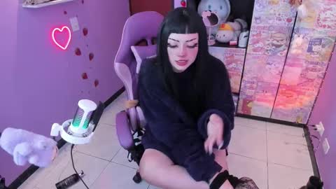     online show from October 30, 2025, 12:01 am