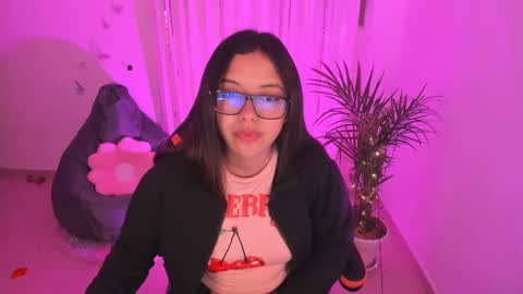 Verolake online show from February 19, 2025, 4:55 pm