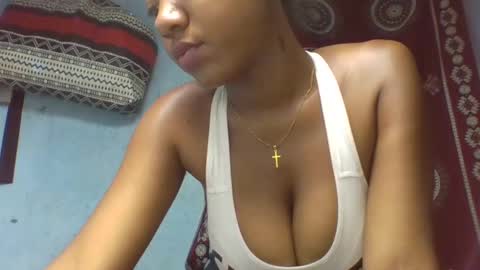 Snapshot of verolla31 chatting on February 12, 2025, 5:37 pm verolla31 online show from February 12, 2025, 5:37 pm