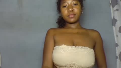 Snapshot of verolla31 chatting on February 26, 2025, 7:16 pm verolla31 online show from February 26, 2025, 7:16 pm