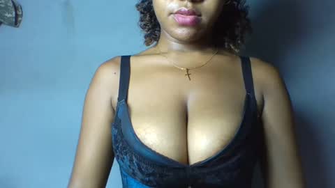 Snapshot of verolla31 chatting on February 27, 2025, 8:09 pm verolla31 online show from February 27, 2025, 8:09 pm