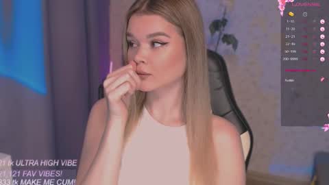 Tiffany online show from November 23, 2025, 4:23 am