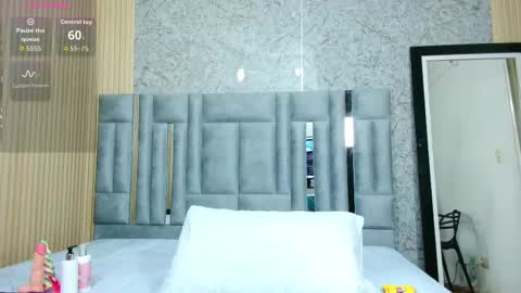 Veronica online show from October 24, 2025, 12:56 pm