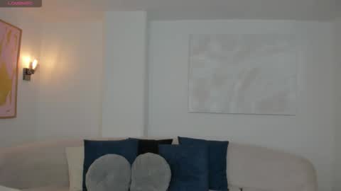 Vero  online show from December 21, 2025, 10:22 am