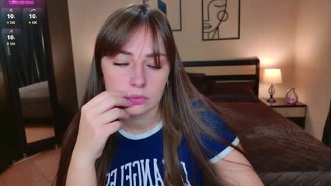 Snapshot of veronicafreman chatting on October 21, 2025, 5:19 am Veronica online show from October 21, 2025, 5:19 am