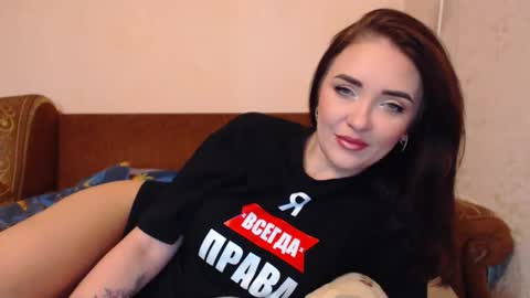 Snapshot of veronicalalux chatting on December 18, 2025, 9:04 am VeronicaLaLux online show from December 18, 2025, 9:04 am