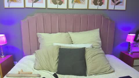 Snapshot of veronnica_fox chatting on January 22, 2025, 6:20 pm Veronica online show from January 22, 2025, 6:20 pm