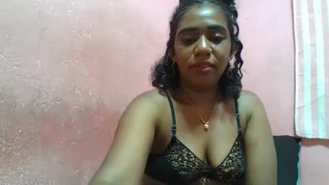 Snapshot of verronique1511 chatting on February 16, 2025, 3:15 am verronique1511 online show from February 16, 2025, 3:15 am