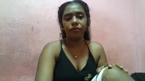 Snapshot of verronique1511 chatting on February 19, 2025, 2:55 am verronique1511 online show from February 19, 2025, 2:55 am