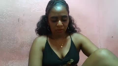 Snapshot of verronique1511 chatting on February 19, 2025, 10:12 am verronique1511 online show from February 19, 2025, 10:12 am