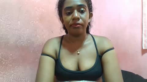 Snapshot of verronique1511 chatting on February 21, 2025, 11:01 am verronique1511 online show from February 21, 2025, 11:01 am