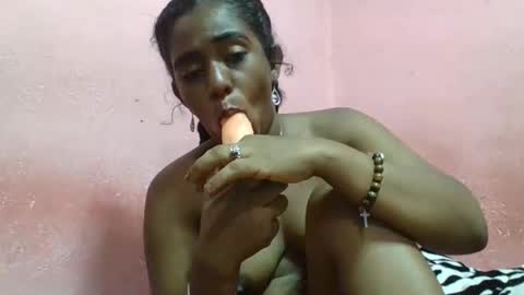 Snapshot of verronique1511 chatting on March 12, 2025, 3:07 pm verronique1511 online show from March 12, 2025, 3:07 pm