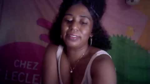 Snapshot of verronique1511 chatting on September 15, 2025, 6:52 pm verronique1511 online show from September 15, 2025, 6:52 pm