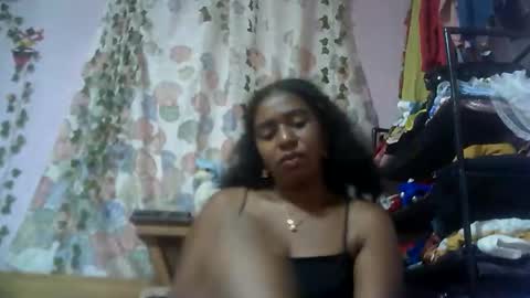 Snapshot of verronique1511 chatting on November 7, 2025, 8:03 am verronique1511 online show from November 7, 2025, 8:03 am