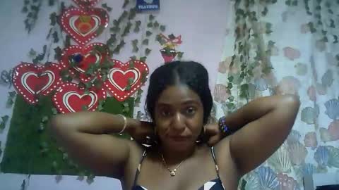 Snapshot of verronique1511 chatting on November 9, 2025, 2:32 am verronique1511 online show from November 9, 2025, 2:32 am