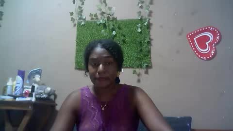 Snapshot of verronique1511 chatting on December 3, 2025, 12:25 pm verronique1511 online show from December 3, 2025, 12:25 pm
