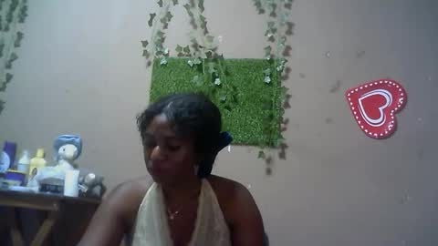 Snapshot of verronique1511 chatting on December 4, 2025, 7:00 pm verronique1511 online show from December 4, 2025, 7:00 pm