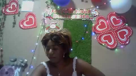 Snapshot of verronique1511 chatting on December 14, 2025, 8:20 am verronique1511 online show from December 14, 2025, 8:20 am