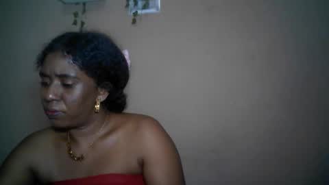 Snapshot of verronique1511 chatting on May 6, 2026, 5:07 pm verronique1511 online show from May 6, 2026, 5:07 pm