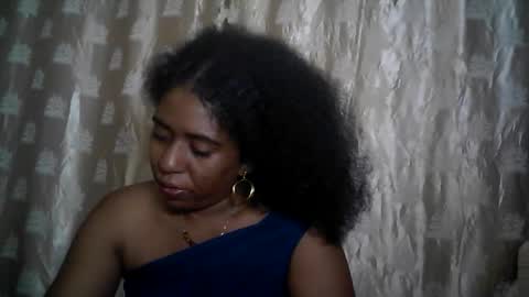 Snapshot of verronique1511 chatting on May 11, 2026, 5:43 pm verronique1511 online show from May 11, 2026, 5:43 pm
