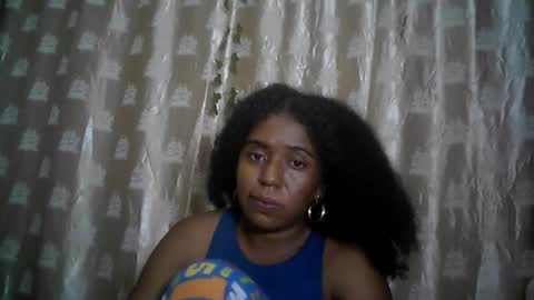 Snapshot of verronique1511 chatting on May 12, 2026, 7:00 pm verronique1511 online show from May 12, 2026, 7:00 pm