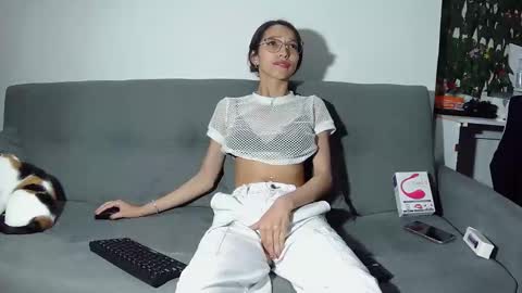 very_hard2 online show from October 28, 2025, 11:07 pm