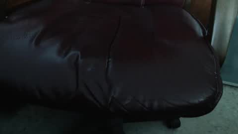 Erik online show from March 2, 2025, 5:14 pm