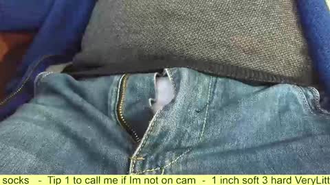 Erik online show from November 15, 2025, 8:11 am