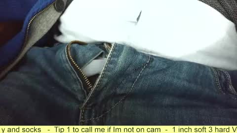 Erik online show from November 16, 2025, 9:04 am