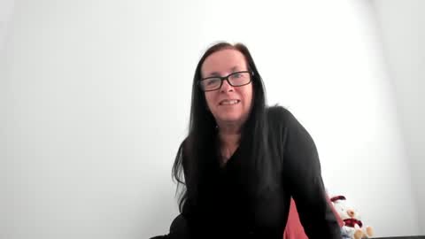 verysassypeachgoddess online show from January 13, 2026, 3:50 pm