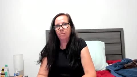 Snapshot of verysassypeachgoddess chatting on April 11, 2026, 2:16 am verysassypeachgoddess online show from April 11, 2026, 2:16 am