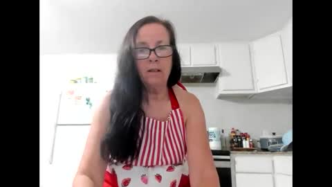 Snapshot of verysassypeachgoddess chatting on April 27, 2026, 2:37 pm verysassypeachgoddess online show from April 27, 2026, 2:37 pm