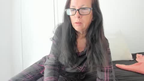 Snapshot of verysassypeachgoddess chatting on May 4, 2026, 12:45 pm verysassypeachgoddess online show from May 4, 2026, 12:45 pm