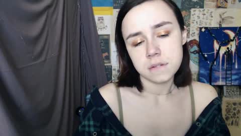 Snapshot of veryveryvery_shy chatting on February 19, 2025, 6:44 am veryveryvery_shy online show from February 19, 2025, 6:44 am