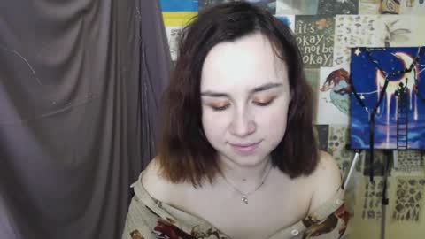 Snapshot of veryveryvery_shy chatting on February 25, 2025, 9:31 am veryveryvery_shy online show from February 25, 2025, 9:31 am