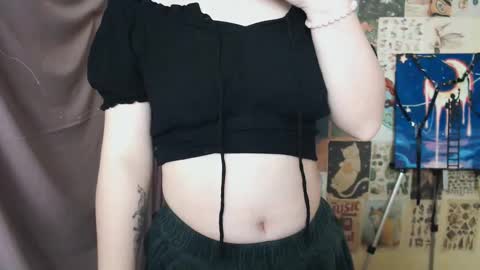 veryveryvery_shy online show from February 27, 2025, 6:50 am