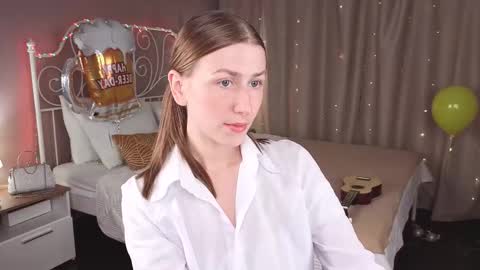 Celeste online show from September 26, 2025, 5:44 am