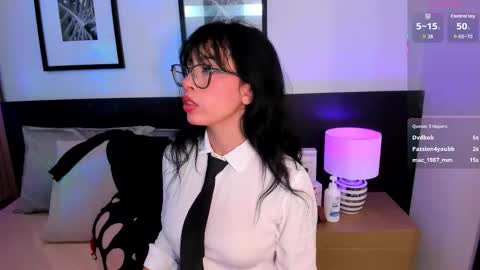 Snapshot of vi_anaya chatting on January 18, 2026, 10:41 am Anaya online show from January 18, 2026, 10:41 am