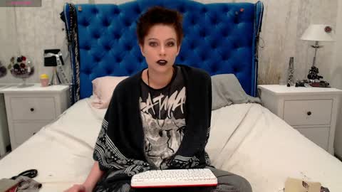 Via online show from April 8, 2026, 3:23 pm