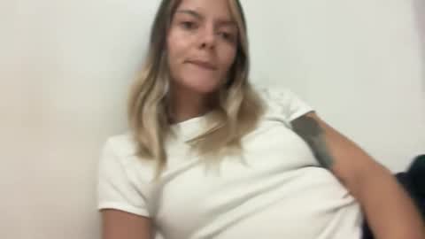 papichulo y mamichula online show from April 21, 2026, 11:29 pm