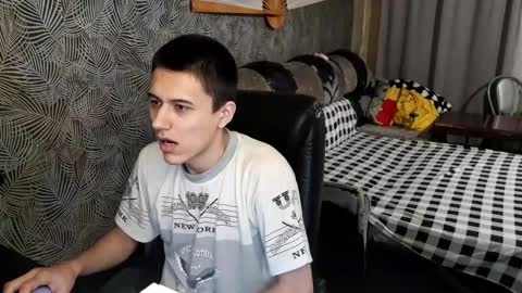 vialeras online show from February 10, 2025, 8:21 pm