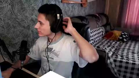 vialeras online show from February 13, 2025, 10:34 am