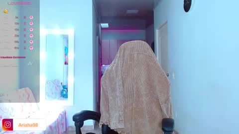 Ariana  online show from November 8, 2025, 6:18 pm