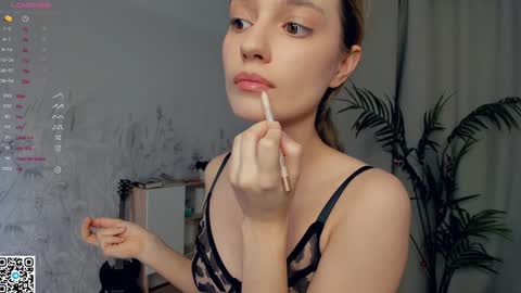 Snapshot of vibes_of_joy chatting on January 11, 2025, 8:10 pm Mikky online show from January 11, 2025, 8:10 pm