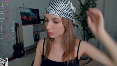 Snapshot of vibes_of_joy chatting on January 31, 2025, 8:22 am Mikky online show from January 31, 2025, 8:22 am